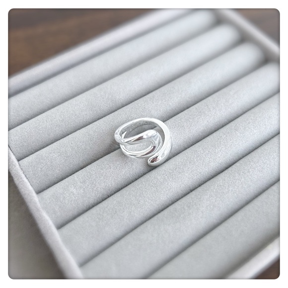 ✨NEW LAUNCH✨ S925 silver Simply Style adjustable ring for girl, women, party - Picture 3 of 5